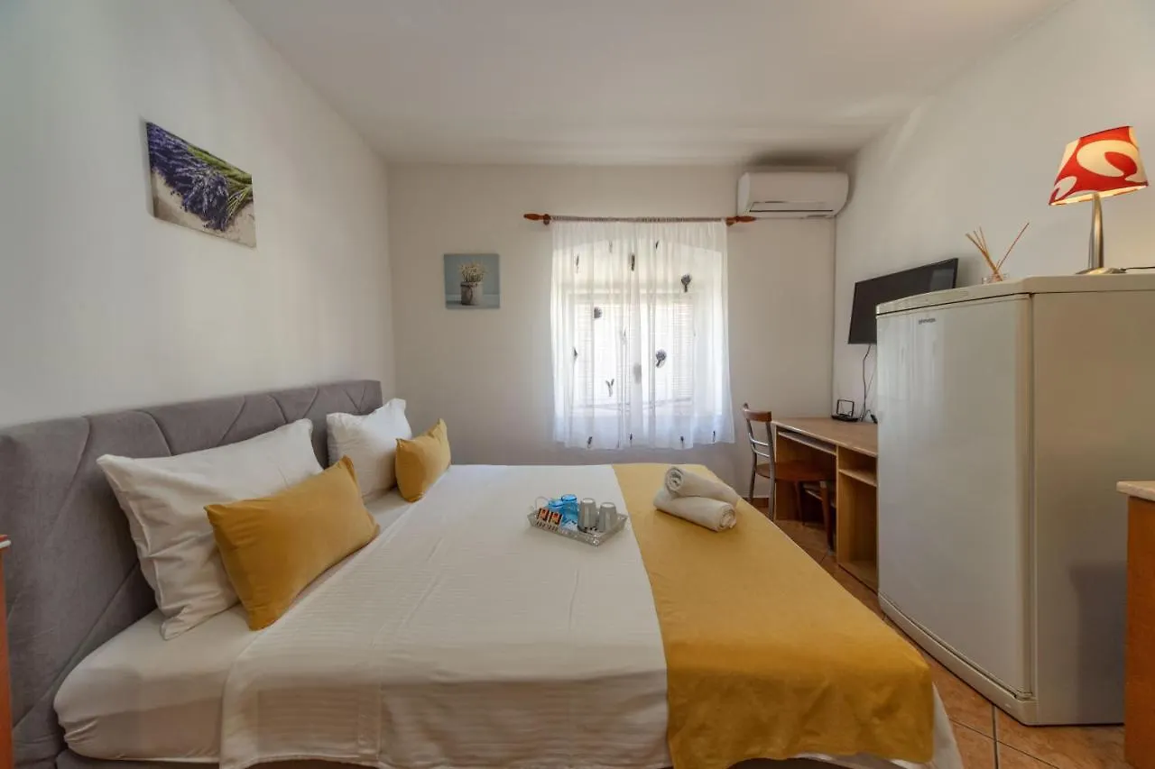 Apartman Tia